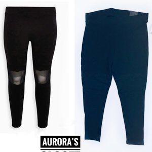 Torrid 2X Black Premium Leggings Lace Knee Insert NWT